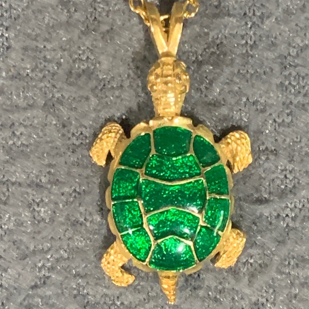 Turtle Necklace Women 8" Green Enamel Gold Tone Pendant Coastal Jewelry